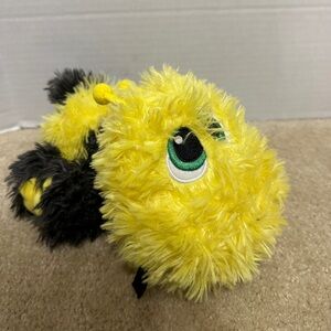 Zoomworks Stuffies Baby Bizzy Bee 9" Plush w/Zipper Mouth and Magnetic Feet